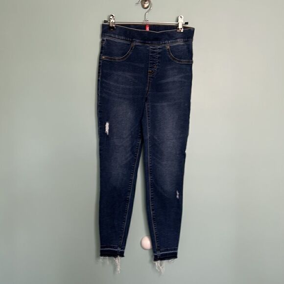 Spanx Raw Hem Pull On Jeans SP - Picture 2 of 11